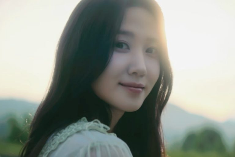 Watch: Park Eun Bin Celebrates 30th Debut Anniversary With Heartfelt “DREAMS COME TRUE” MV缩略图