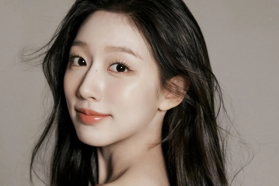 Lovelyz’s Jeong Yein Confirmed To Take Over Ha Young’s Role In “The Trauma Code: Heroes On Call”缩略图