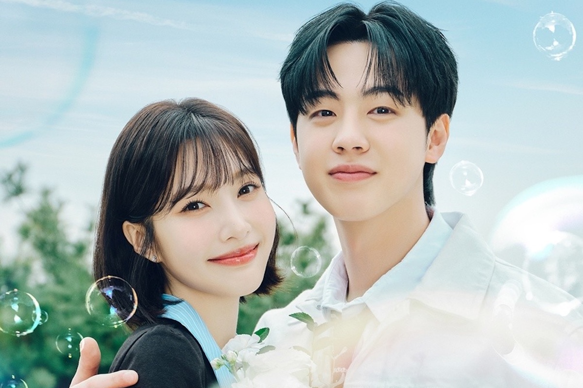 Joy And Kim Hyun Jin Find Themselves In A Budding Romance In New Drama “One Of A Kind Romance” Poster缩略图