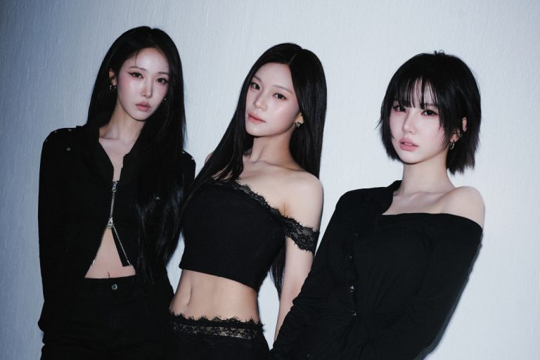 VIVIZ Signs With New Agency; May Have To Promote Under New Group Name缩略图