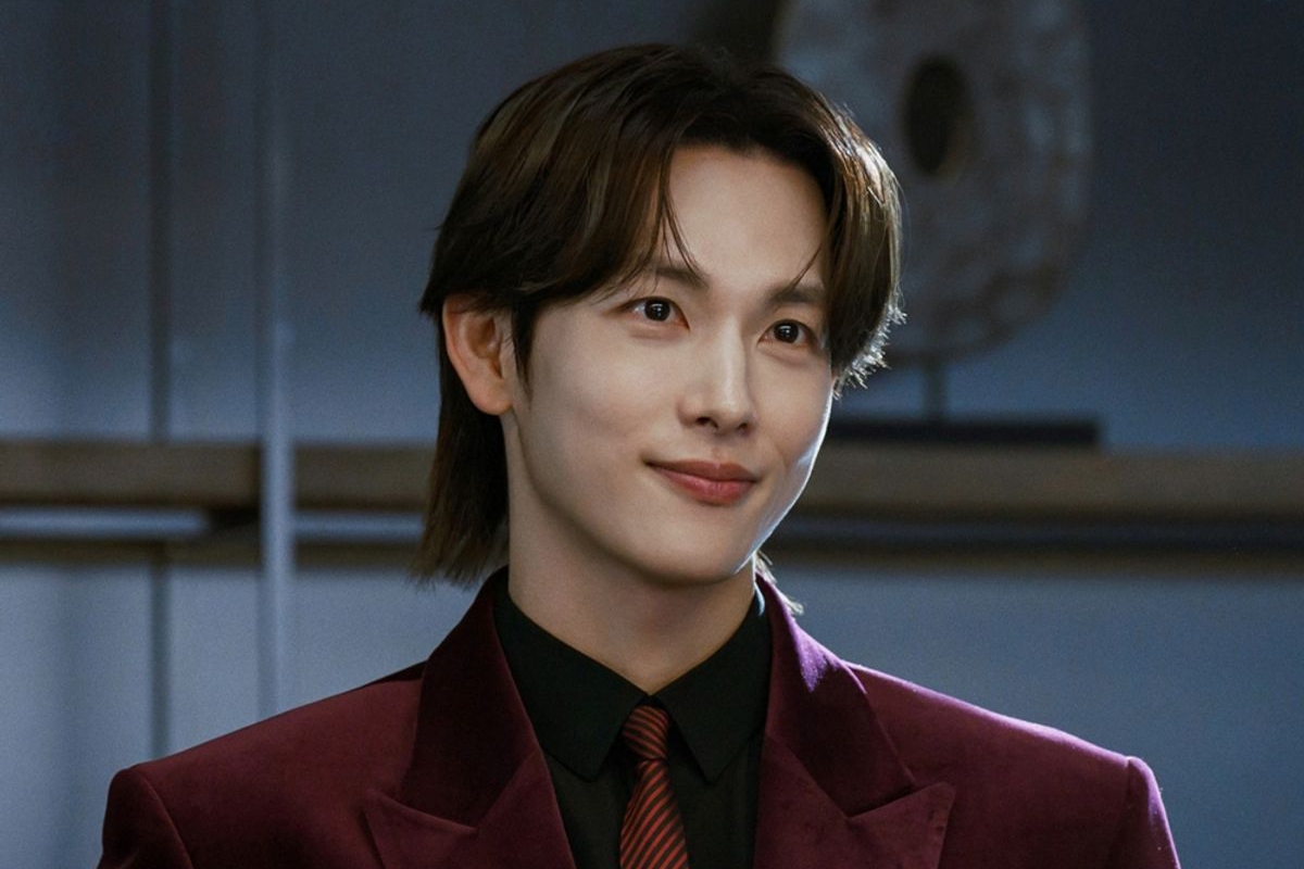 Yim Si Wan Dishes On How He Prepared For His Upcoming Drama “Love In Disguise”缩略图