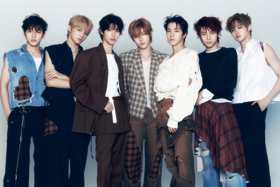 CLOSE YOUR EYES Smashes Personal First-Week Sales Record With “256th Note”缩略图