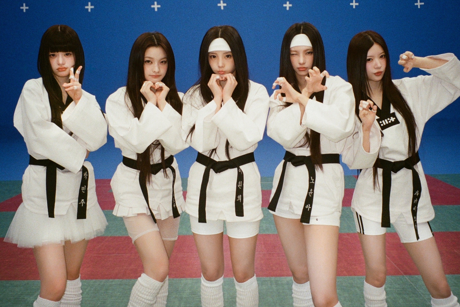ILLIT’s “It’s Me” Becomes Their 2nd MV To Hit 200 Million Views缩略图