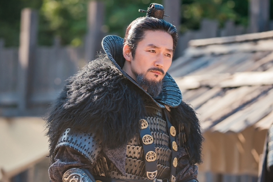 Jang Hyuk Talks About His Character In “Sword & Silence,” Why He Chose To Star In The Drama, And More缩略图