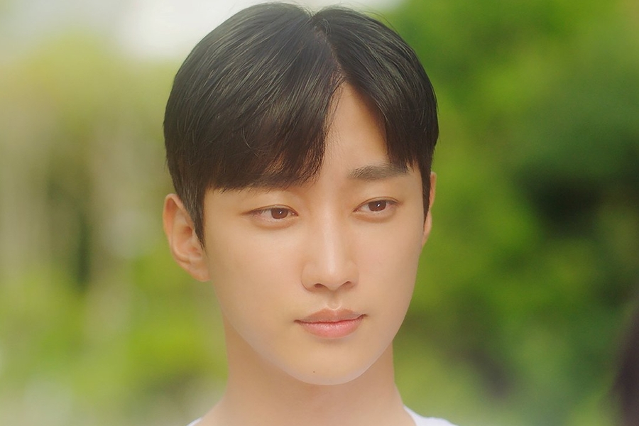 B1A4’s Jin Young Dishes On His Upcoming Drama “Summer Vacation,” Chemistry With Cho Yi Hyun, And More缩略图