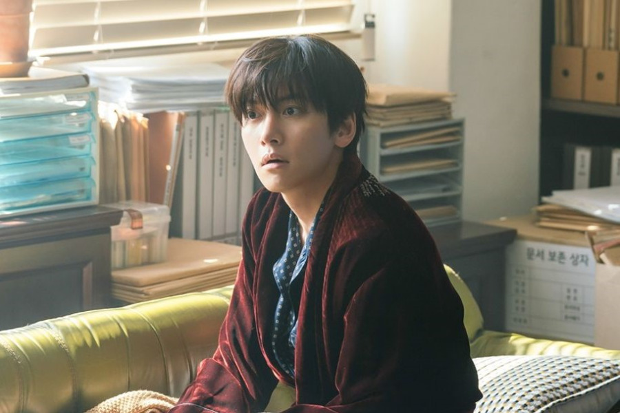 Ji Chang Wook Hits Rock Bottom After Losing His Successful Career In “Merry Berry Love”缩略图