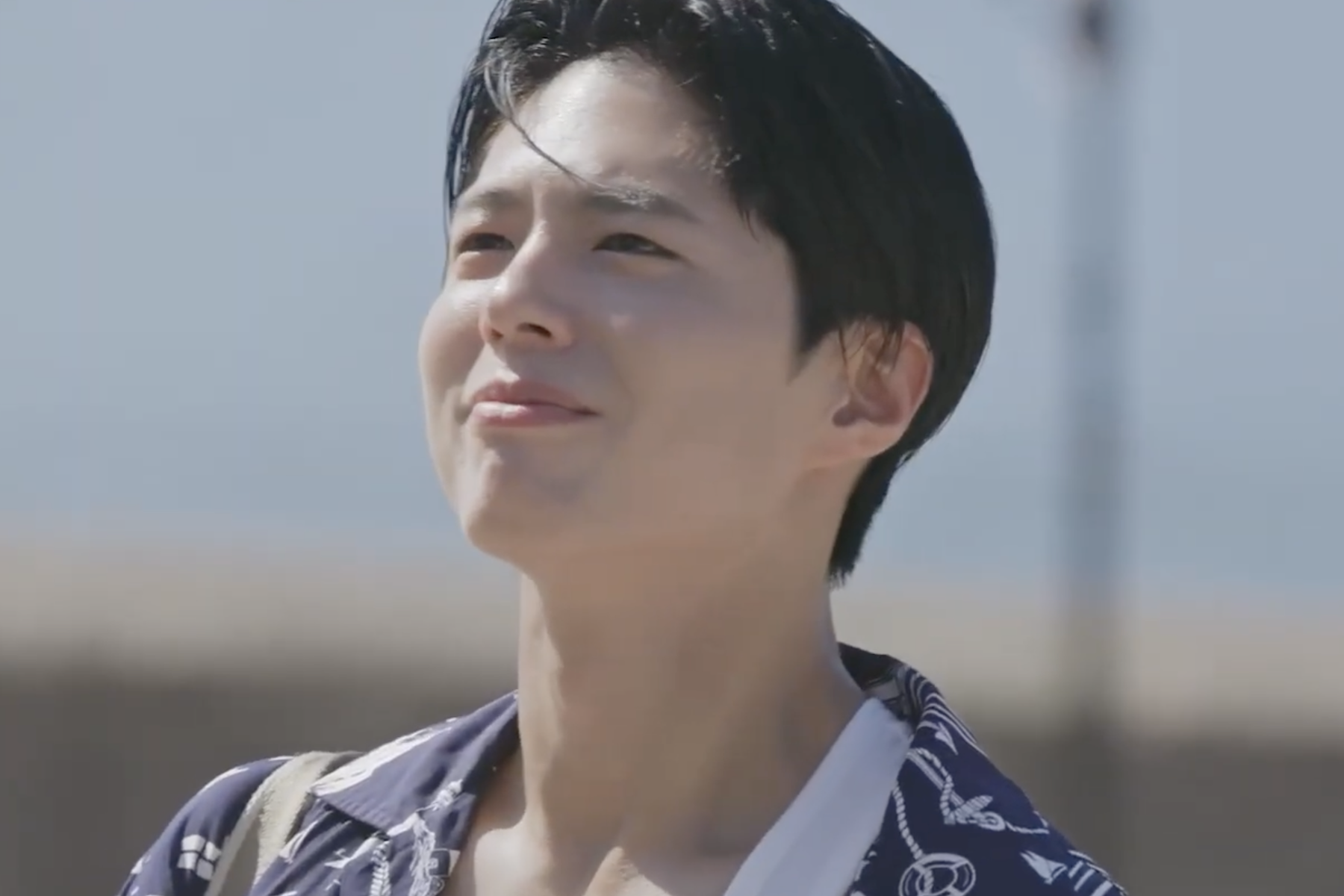 Watch: Park Bo Gum Returns As A Licensed Hairdresser In First Teaser For “The Village Barber 2”缩略图