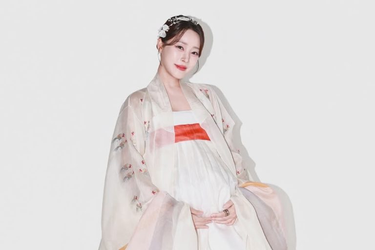 Go Woori Gives Birth To Her First Child缩略图